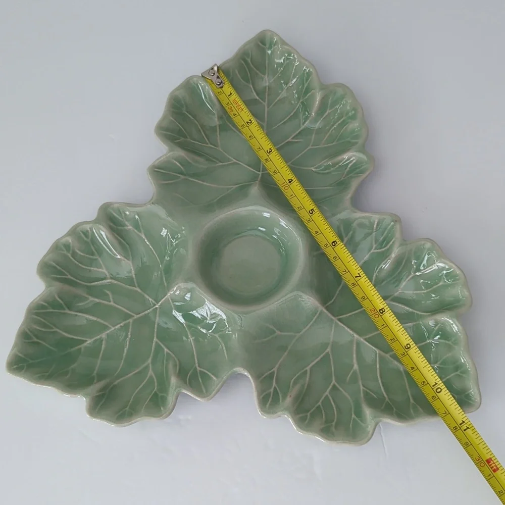 Cabbage Leaf Shape Chip & Dip Server Baan Celedon Thailand Grape Leaf